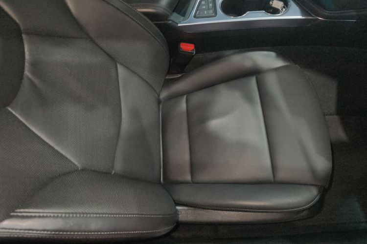 凯迪拉克CT4 2021款 28T 豪华型局部细节41