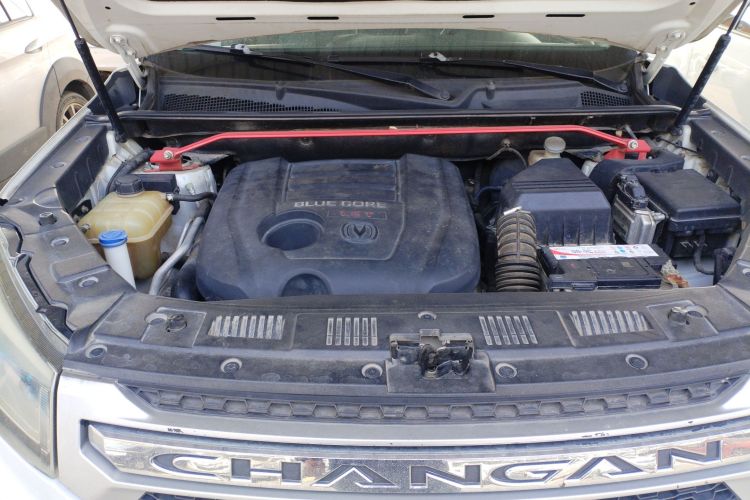 长安CS75 2016款 1.8T 自动精英型 国V机舱底盘24