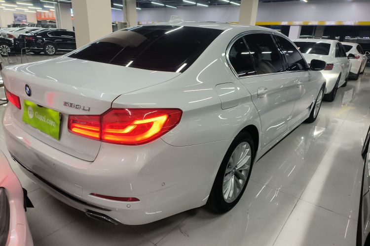 宝马5系 2020款 530Li 尊享型 豪华套装车身外观6005