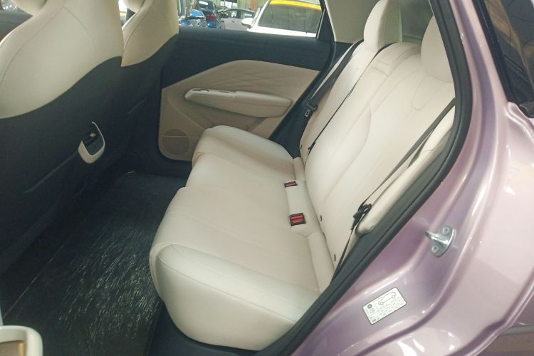 ARCFOX极狐 极狐T1 2025款 320 PRO中控内饰21