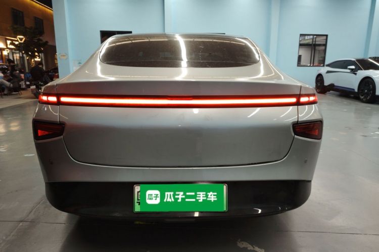 小鹏P7 2022款 480E+车身外观6004