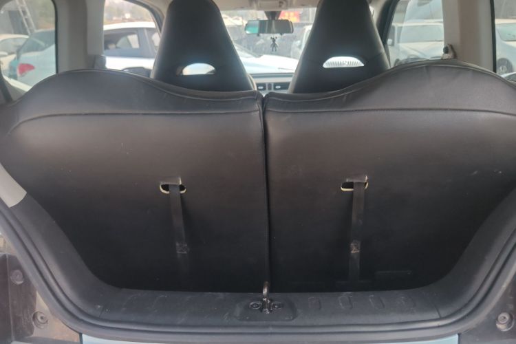 五菱汽车 宏光MINIEV 2020款 悦享款 磷酸铁锂机舱底盘23