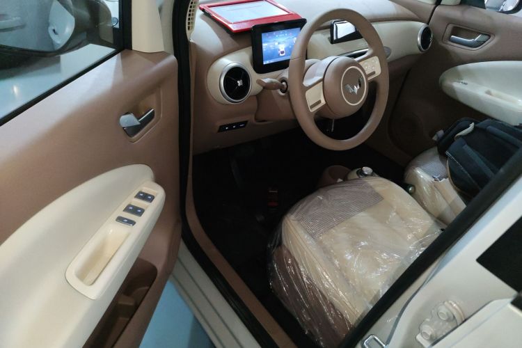 五菱汽车 宏光MINIEV 2025款 四门版 进阶款中控内饰20