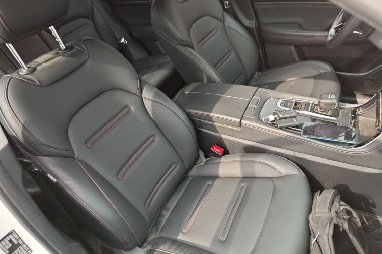 广汽传祺 传祺GS4 PLUS 2021款 390T 自动星云版局部细节41