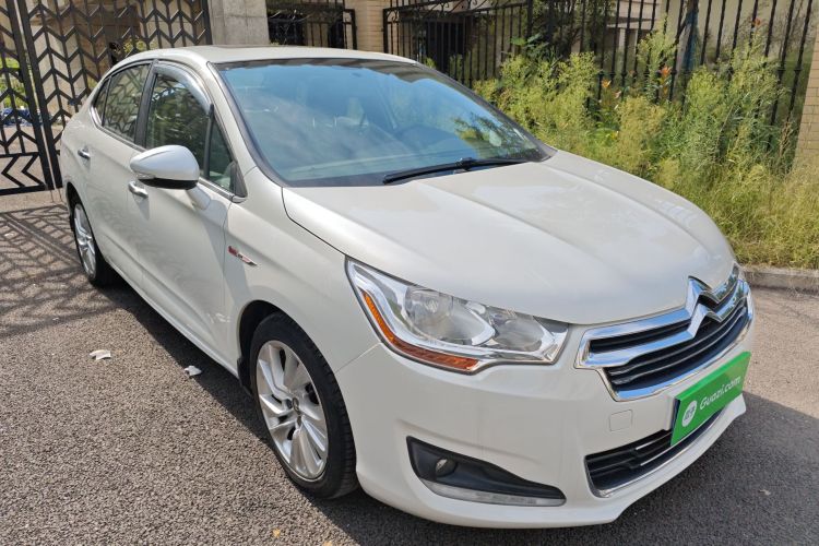 雪铁龙C4L 2014款 1.6THP 智驱版 自动劲智型车身外观3