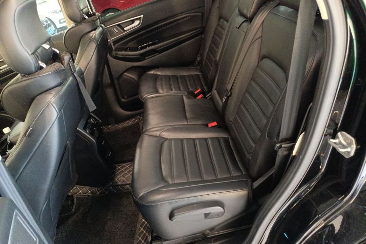 福特 锐界 2018款 EcoBoost 245 两驱豪锐型 7座 国V中控内饰7004