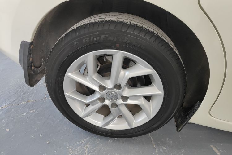 日产 骐达TIIDA 2021款 1.6L CVT酷动版车身外观56