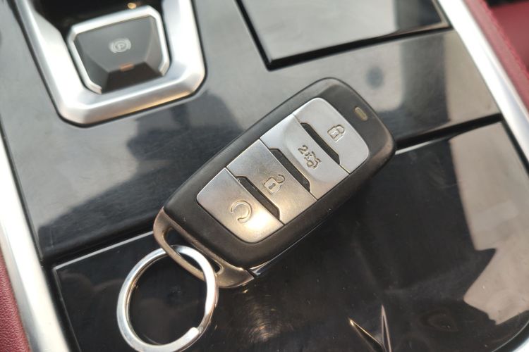 长安CS85 COUPE 2019款 1.5T DCT品版 国VI中控内饰11