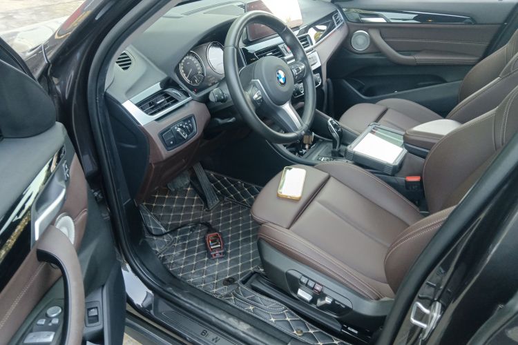 宝马X1 2022款 sDrive25Li 领先型中控内饰20