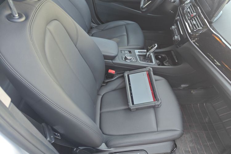 宝马1系 2023款 120i M运动版局部细节41