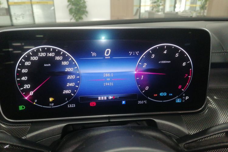 奔驰C级 2022款 改款 C 260 L 运动版中控内饰14