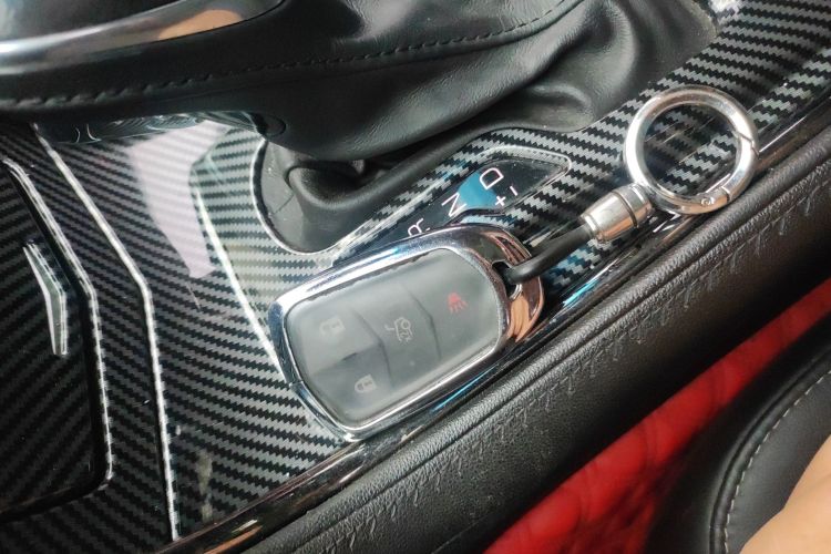 凯迪拉克ATS-L 2017款 28T 时尚型中控内饰7001