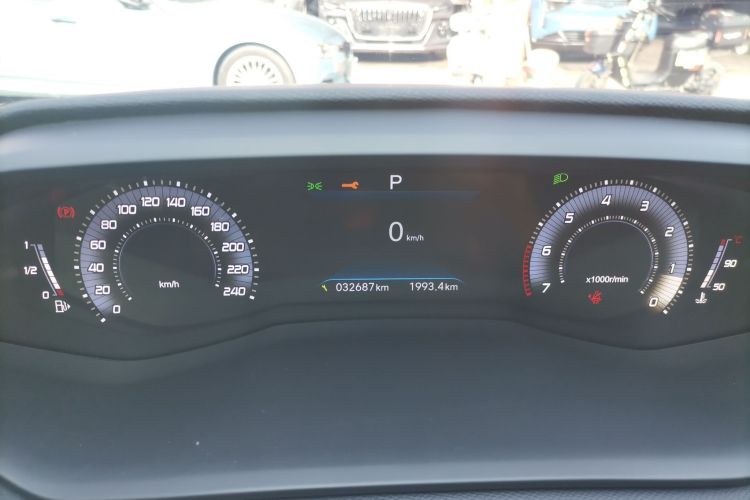 标致408 2022款 1.6T 进取版中控内饰14