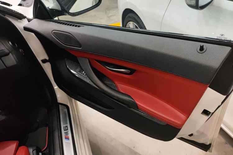 宝马M6 2013款 M6 Gran Coupe中控内饰42