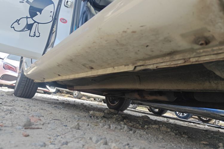 吉利汽车 帝豪 2016款 三厢 1.5L 手动向上版局部细节9001