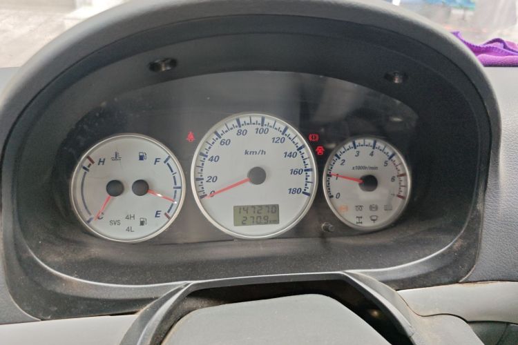 金龙 金威 2014款 2.2LCNG长轴创业型XG491中控内饰14