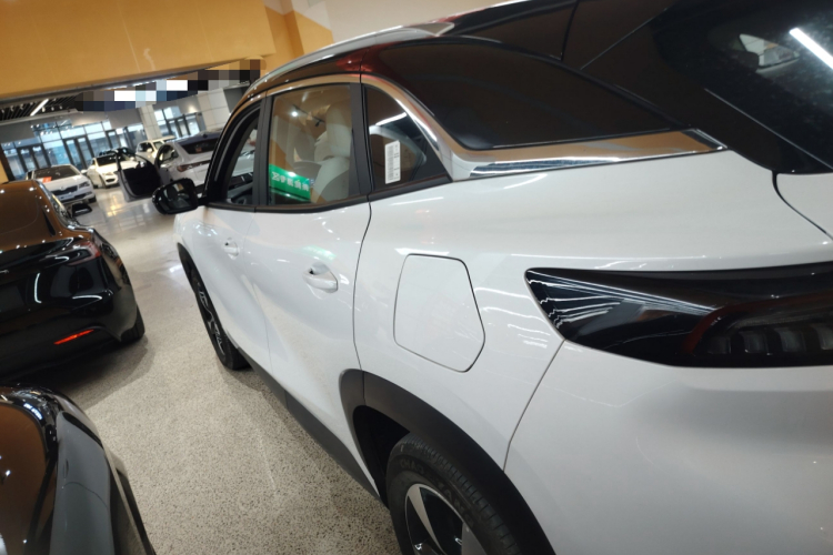 奇瑞新能源 奇瑞舒享家 2024款 512km 乐游版车身外观4