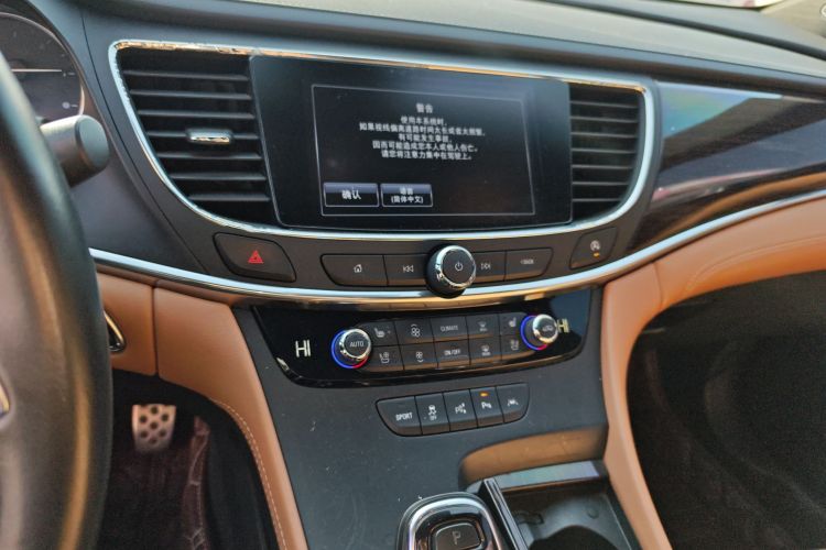 别克 君越 2016款 20T 豪华型局部细节16