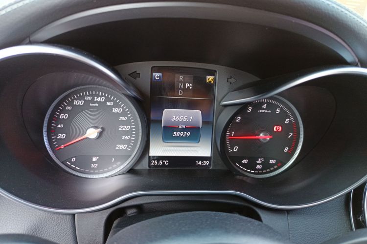 奔驰C级 2016款 C 200 L 运动型中控内饰14