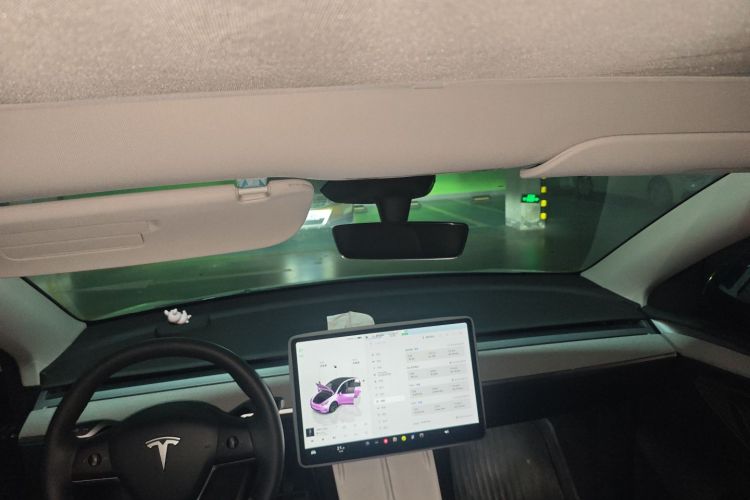 特斯拉 Model Y 2024款 后轮驱动版中控内饰22