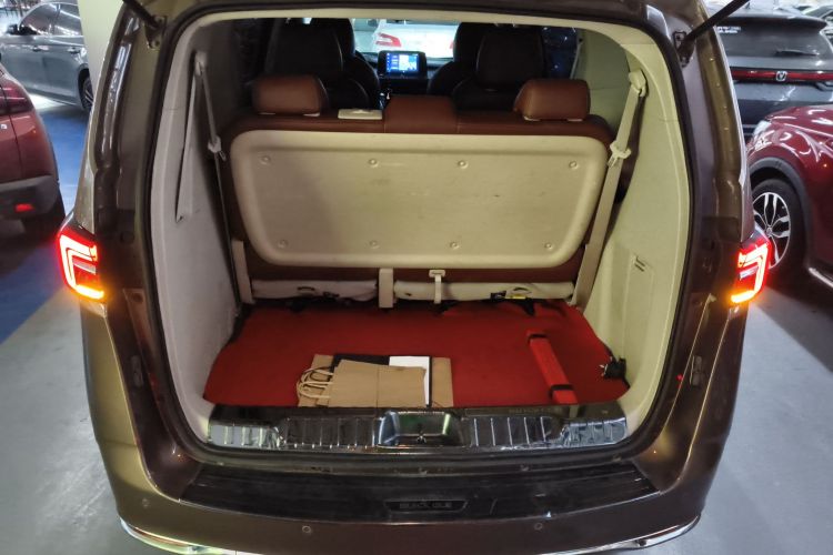 别克GL8 2020款 陆上公务舱 652T 舒适型局部细节23