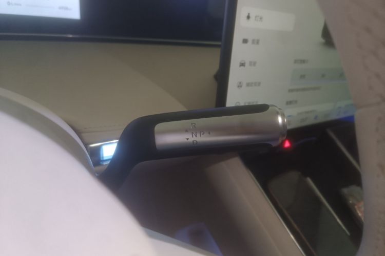 鸿蒙智行 享界S9 2025款 增程 Ultra中控内饰18