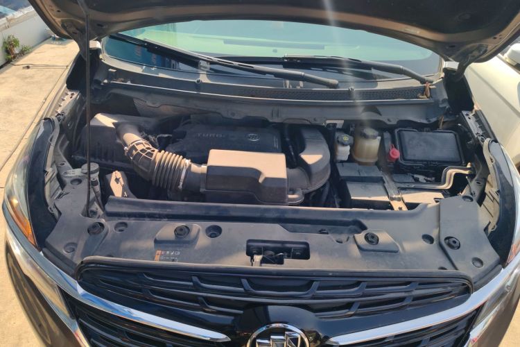 别克GL8 2021款 陆上公务舱 652T 舒适型机舱底盘24