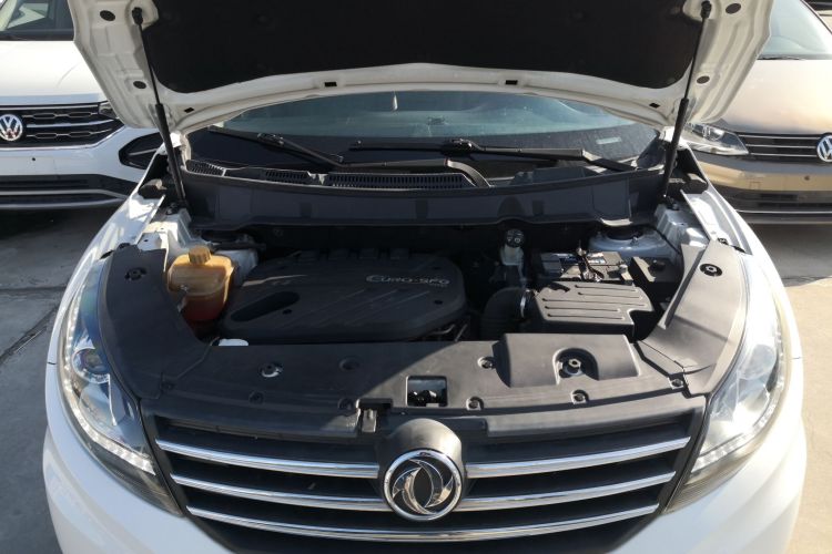 东风风光 风光580 2017款 1.5T CVT豪华型机舱底盘24