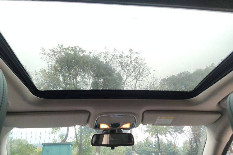 Jeep 自由光 2017款 2.0L 优越版中控内饰22