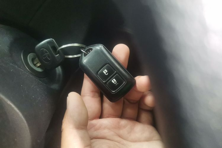 丰田 YARiS L 致炫 2016款 改款 1.5E CVT魅动版中控内饰11