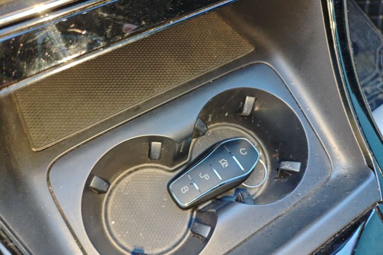 比亚迪 秦PLUS 2024款 荣耀版 DM-i 55KM领先型中控内饰11