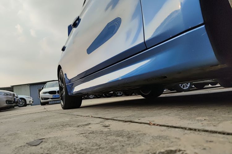 宝马3系 2018款 320i M运动套装局部细节9001