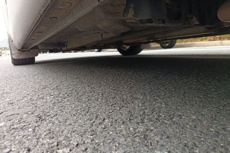 别克 君威 2012款 2.0L 舒适版局部细节9003