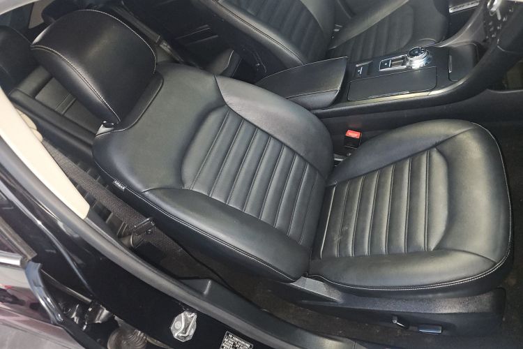 福特 蒙迪欧 2017款 EcoBoost 180 时尚型局部细节41