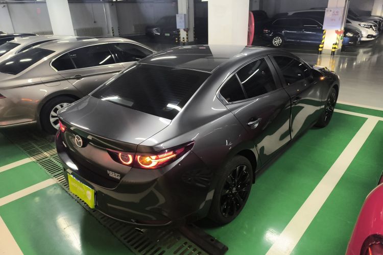马自达3 昂克赛拉 2023款 2.0L 自动质臻版车身外观7