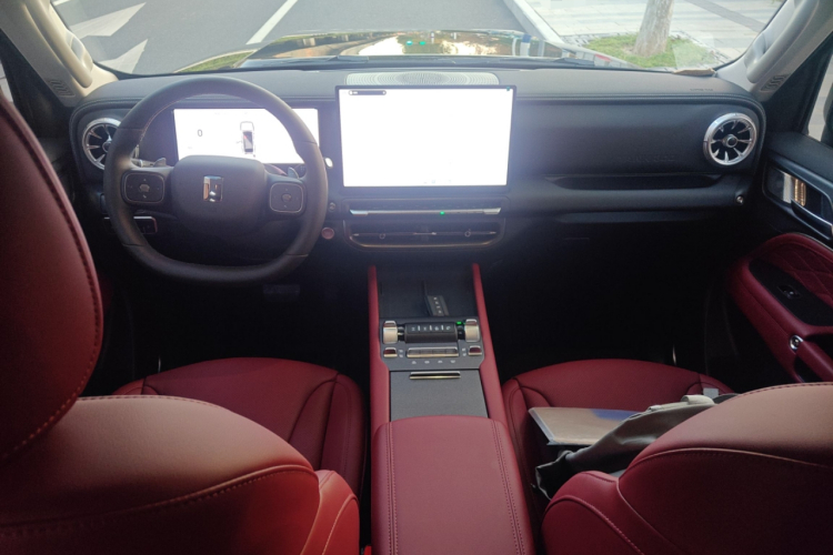 坦克300新能源 2025款 Hi4-T中控内饰7002