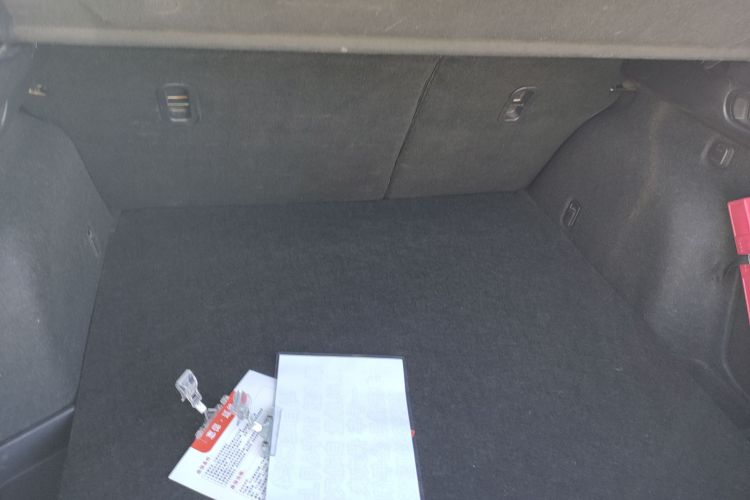 马自达CX-4 2018款 2.0L 自动两驱蓝天活力版 国V机舱底盘23