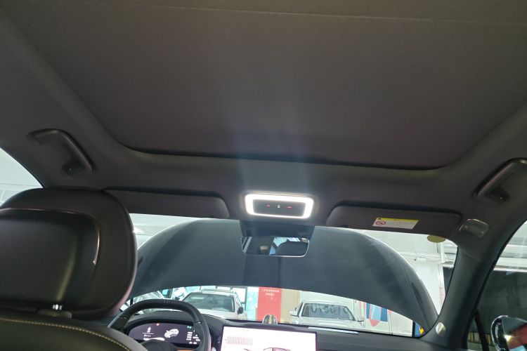 极氪7X 2025款 75kWh 后驱智驾版局部细节22