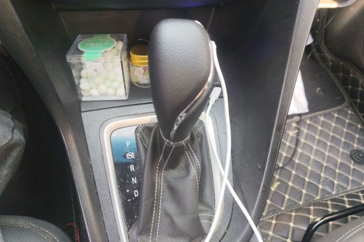 别克 英朗 2021款 1.3T 自动轻混动精英型中控内饰18