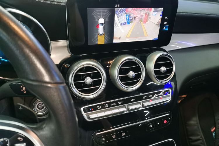 奔驰GLC 2021款 GLC 260 L 4MATIC 动感型中控内饰16