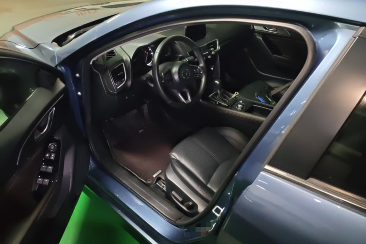 马自达3 昂克赛拉 2017款 三厢 2.0L 自动旗舰型 国V中控内饰20