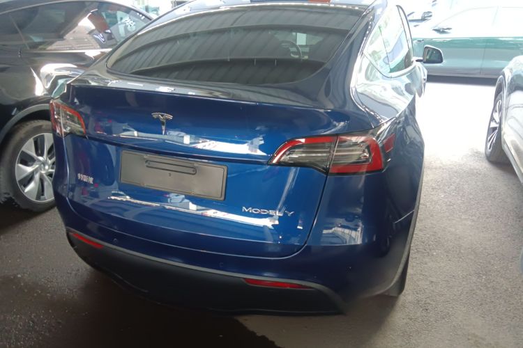 特斯拉 Model Y 2022款 改款 后轮驱动版车身外观6005