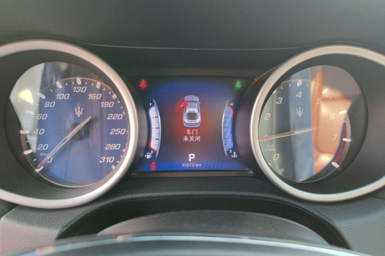 玛莎拉蒂 Ghibli 2014款 3.0T 标准版中控内饰14