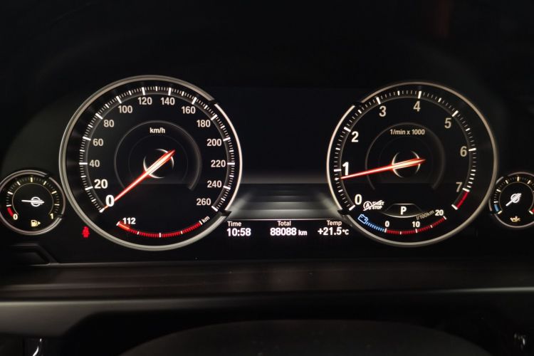 宝马X6 2018款 xDrive28i中控内饰14