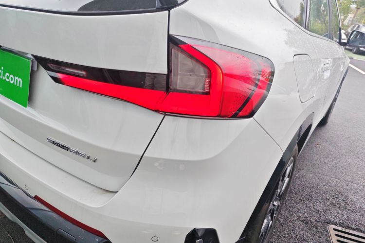 宝马X1 2024款 sDrive25Li X设计套装车身外观9