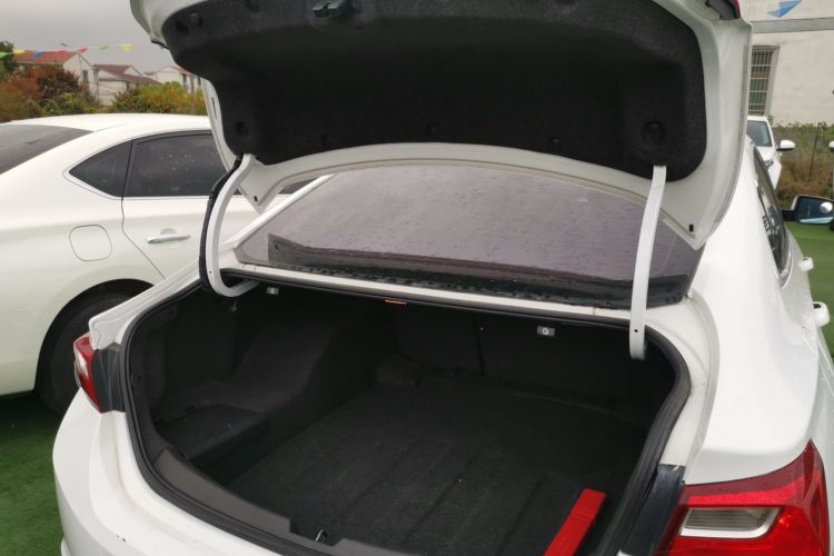 雪佛兰 迈锐宝XL 2016款 1.5T 双离合锐享版机舱底盘23