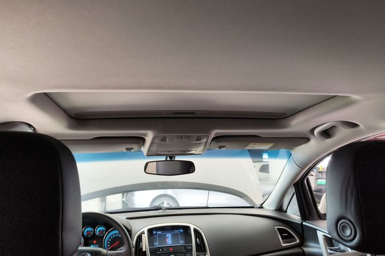 别克 英朗 2014款 XT 1.6L 自动时尚版局部细节22