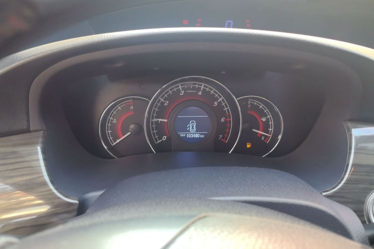 长城C50 2014款 升级版 1.5T 手动时尚型中控内饰14