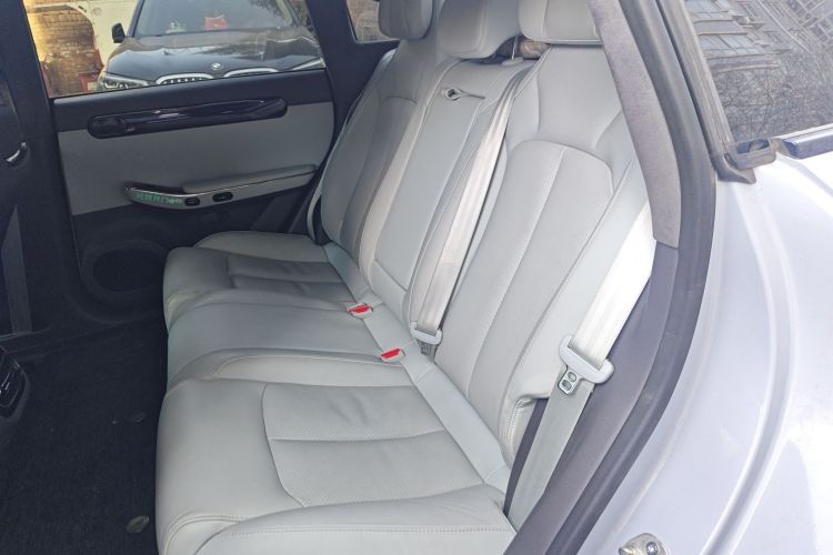 零跑汽车 零跑C01 2022款 后驱超长续航版中控内饰21