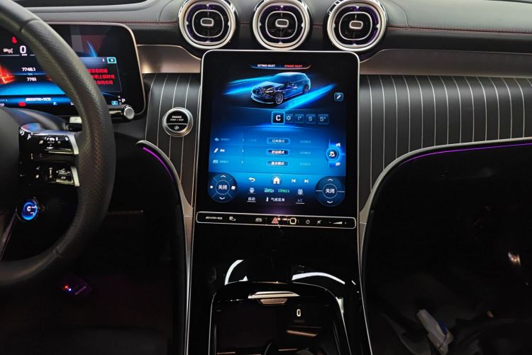 奔驰GLC AMG 2024款 AMG GLC 43 4MATIC中控内饰16